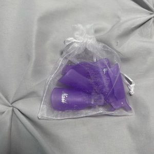 10 Nail polish remover clips